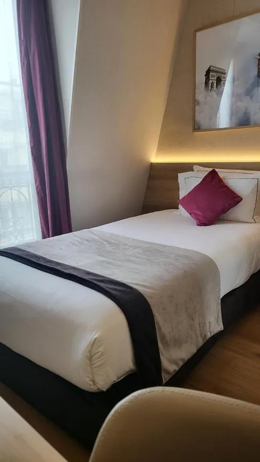 玛格达香榭丽舍大街酒店