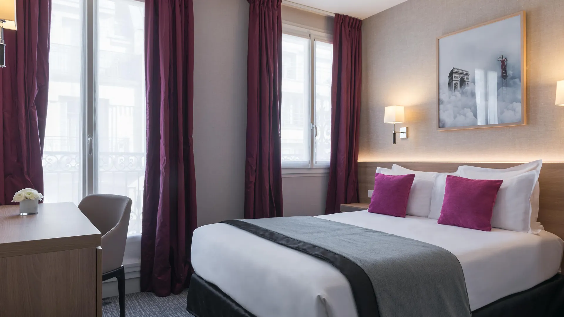Hotel Magda Champs Elysées 3*
