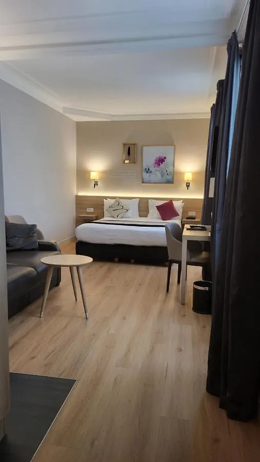 Magda Champs Elysees Hotel 3*